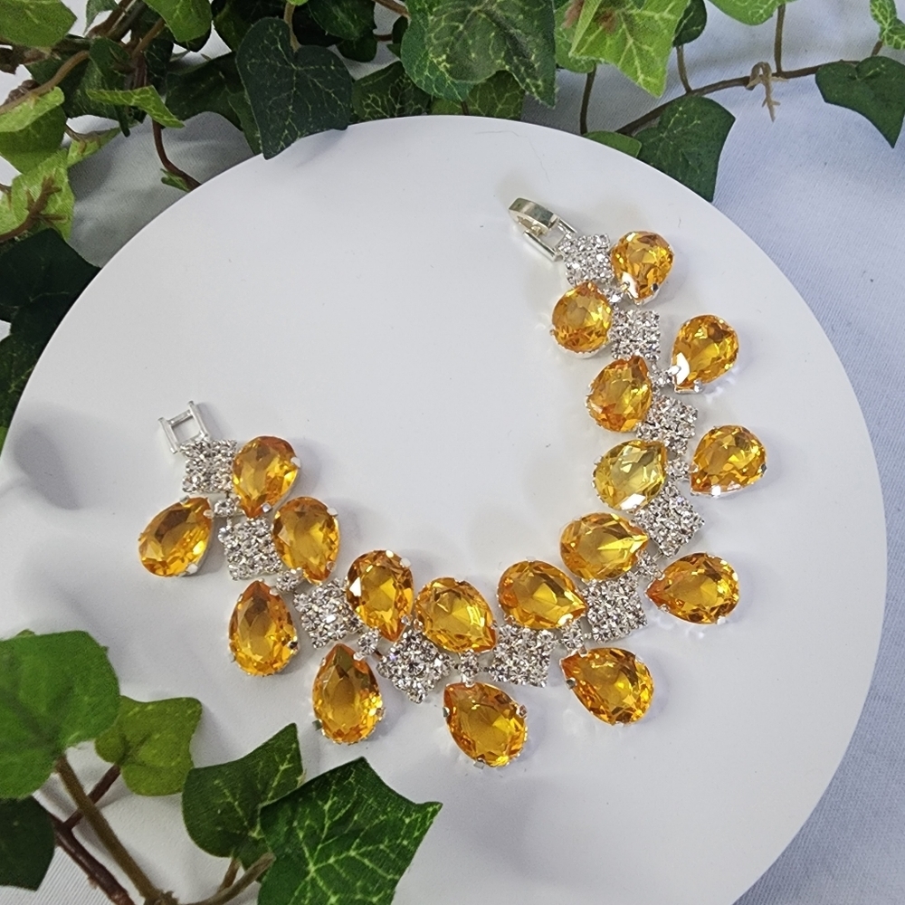 Glam Citrine Color and Crystal Clear  Bracelet New